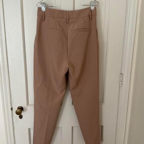 Shein khaki belted pants - size large NWOT - Picture 4 of 4